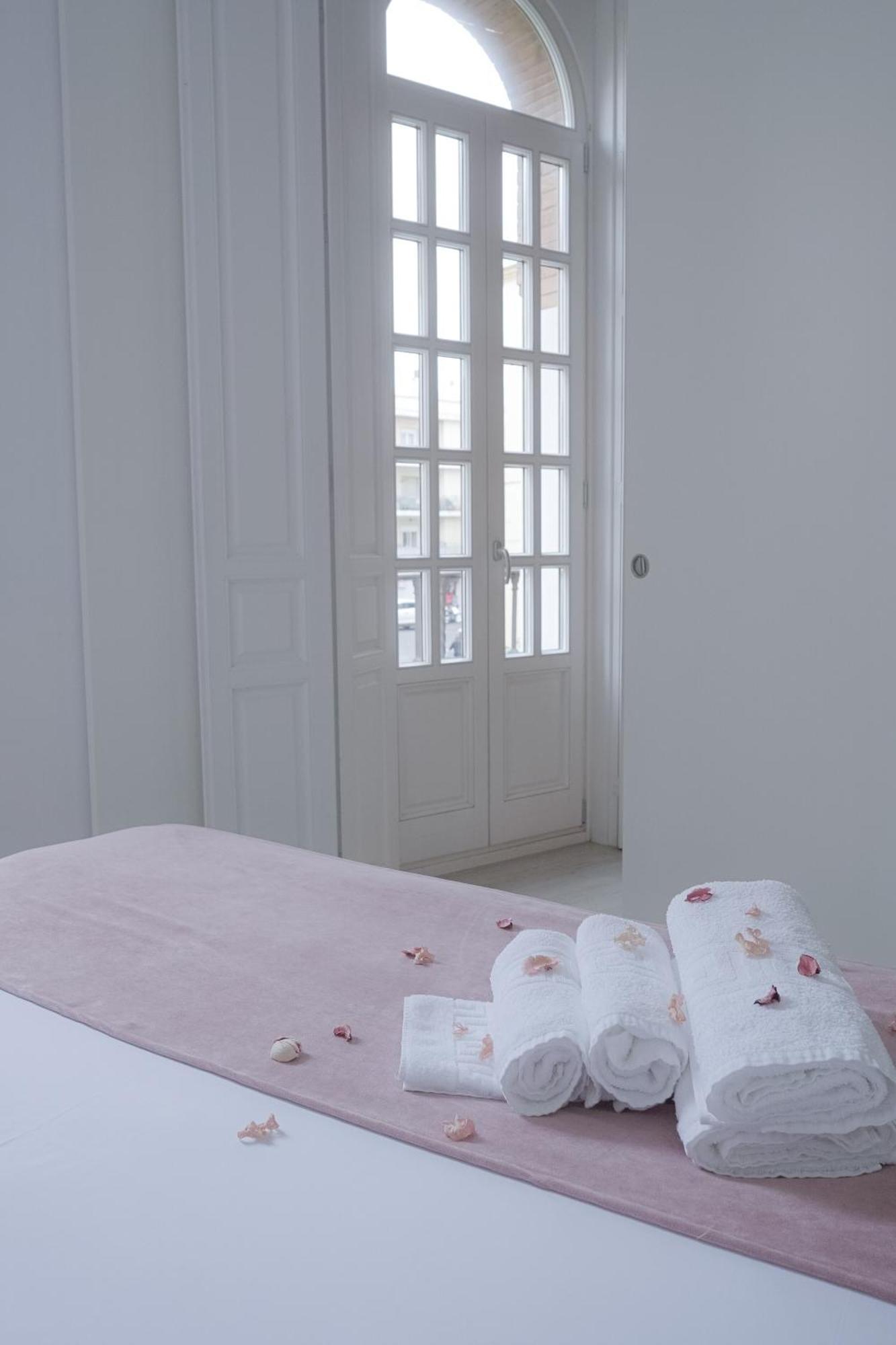 Casa Palacio La Casa Blanca Suites Séville Extérieur photo